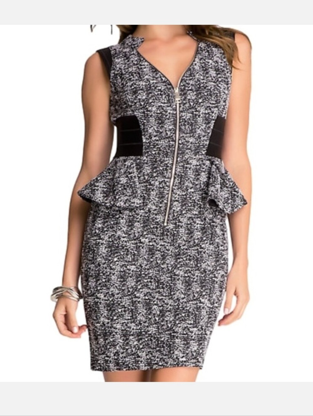 Size 2 bebe Chloe Black White Tweed Sleeveless Peplum Sexy Vintage Mini Dress